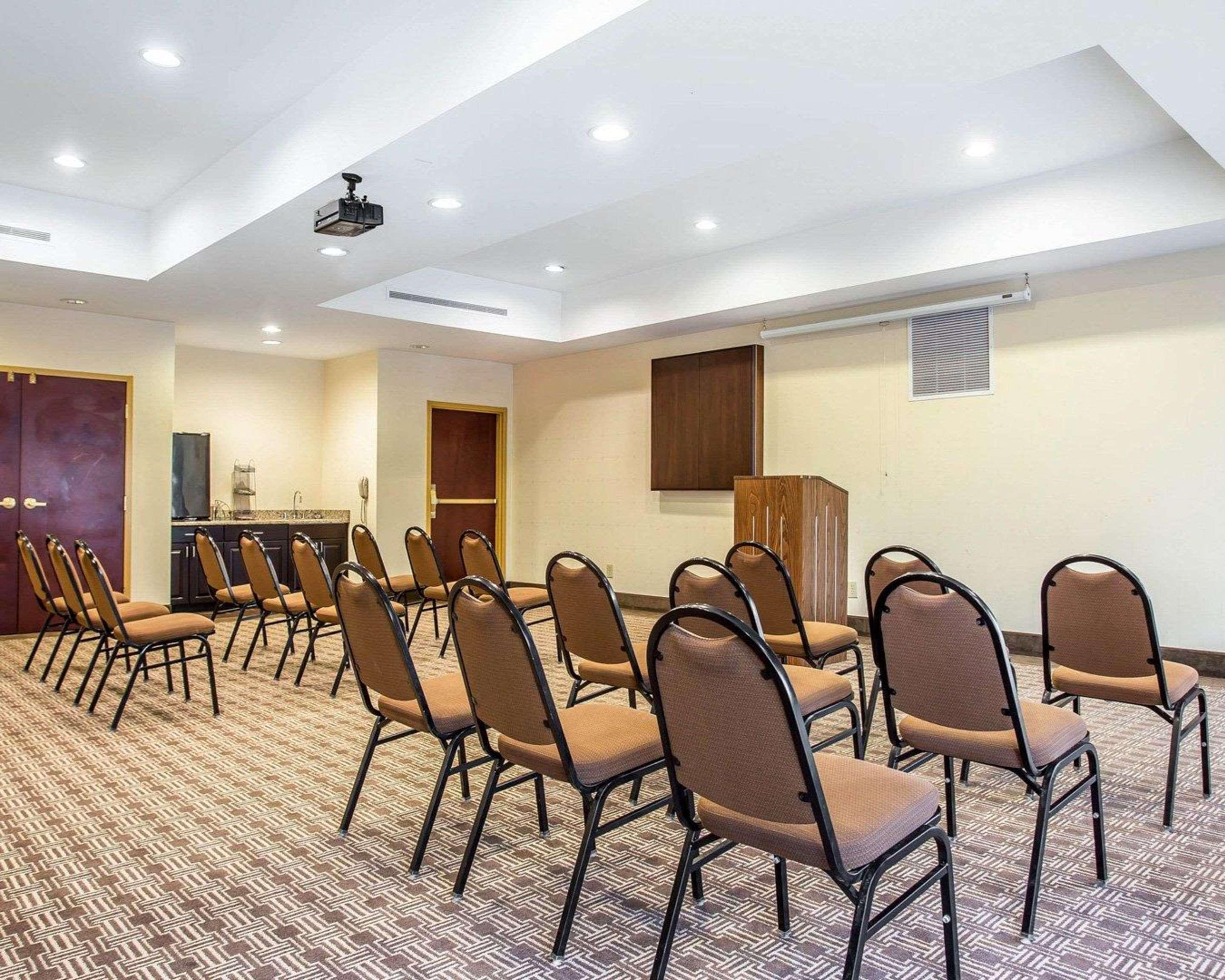 Comfort Suites Rock Hill Manchester Meadows Area Екстериор снимка